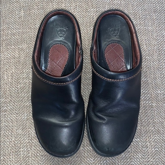 Ariat Shoes - Ariat Clogs Size 7.5B.